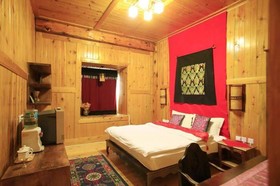 Shangri-la Zhengyi Homestay
