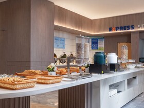 Holiday Inn Express Turpan Meishingtiancheng Food Street Branch