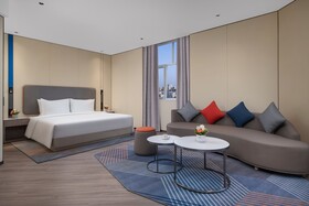 Holiday Inn Express Turpan Meishingtiancheng Food Street Branch