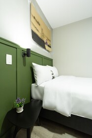 Bon 17 Hotel
