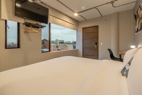 Bon 17 Hotel