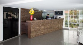Hotel Colombians Suite International