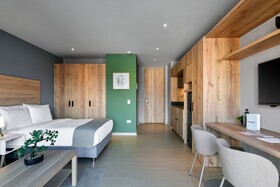 Muttuo By Wynwood House