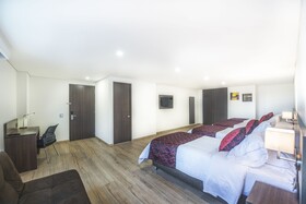 SM Grand Hotel