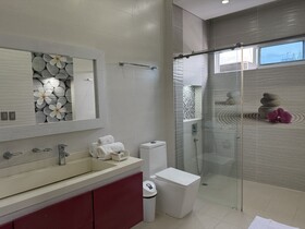 Malik Loto Hotel