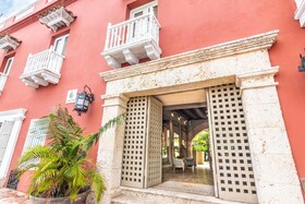 GHL Hotel Armería Real