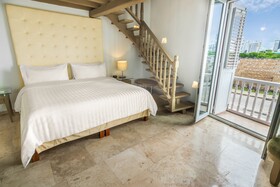 GHL Hotel Armería Real