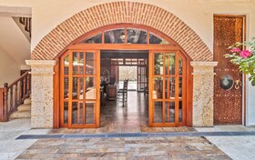 GHL Hotel Armería Real