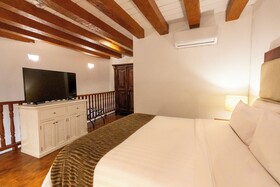 GHL Hotel Armería Real