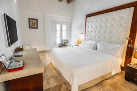 GHL Hotel Armería Real