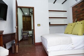 Honda Colonial Magdalena Resort