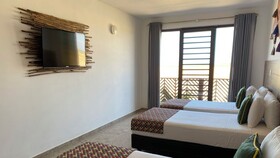 Hotel On Vacation Wayira Beach