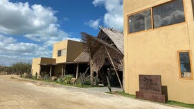 Hotel On Vacation Wayira Beach