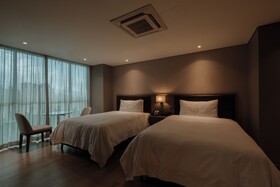 Binn Hotel