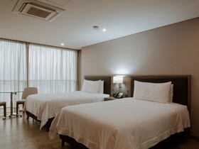Binn Hotel