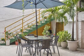 Botanica Casa Hotel