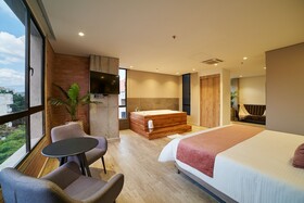 Eutopiq Hotel