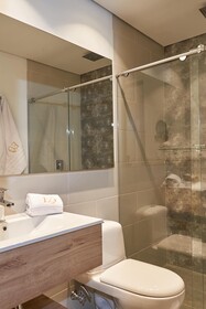 Eutopiq Hotel