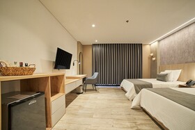 Eutopiq Hotel