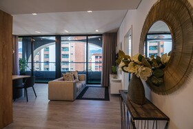 First Class Hotel