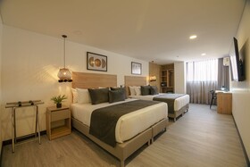 First Class Hotel
