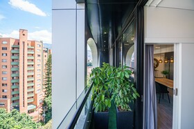 First Class Hotel