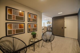First Class Hotel