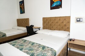Hotel Central Plaza
