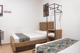 Hotel Central Plaza