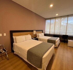 Mi Hotel San Diego