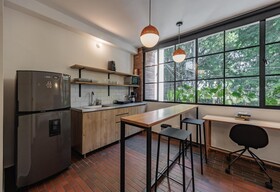 The Somos Flats Laureles