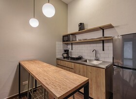 The Somos Flats Laureles
