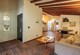 The Somos Flats Laureles