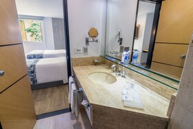 GHL Abadía Plaza Hotel