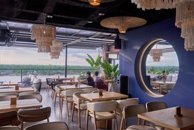 Kamaleb Farallones Hotel