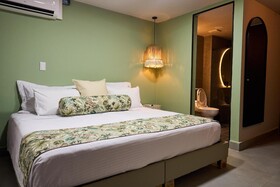 Kamaleb Farallones Hotel