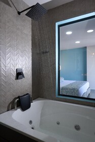 Kamaleb Farallones Hotel