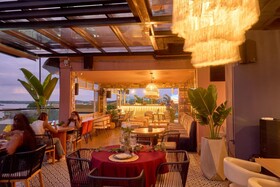 Kamaleb Farallones Hotel