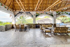 Pura Vida Villa