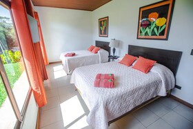 La Macadamia - Villas y Jardines