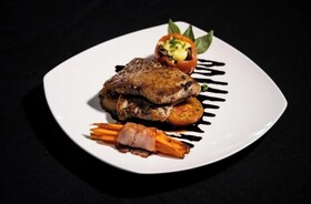 Buddha Hotel & Restaurant