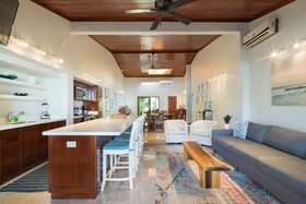 Casa Woodbine Beachfront House