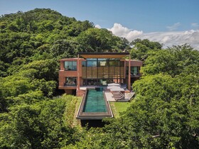 Four Seasons Resort Costa Rica at Peninsula Papagayo