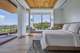 Four Seasons Resort Costa Rica at Peninsula Papagayo