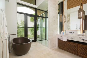 Four Seasons Resort Costa Rica at Peninsula Papagayo