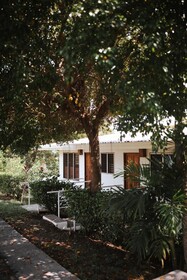 Salvatierra Beachfront Hotel