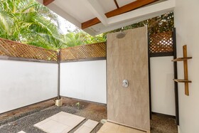 Salvatierra Beachfront Hotel