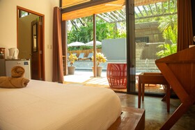 The Withe Palms Nosara Yoga Surf Hotel