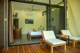 The Withe Palms Nosara Yoga Surf Hotel