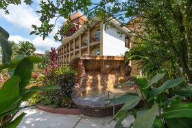 Hotel Magic Mountain